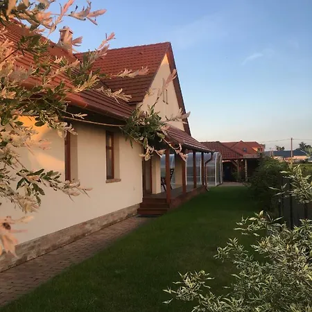Termalvoelgye Vendeghaz דירה Demjén
